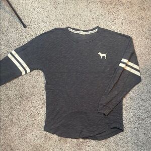 PINK Victoria’s Secret Long Sleeve‎ Crewneck Size Small